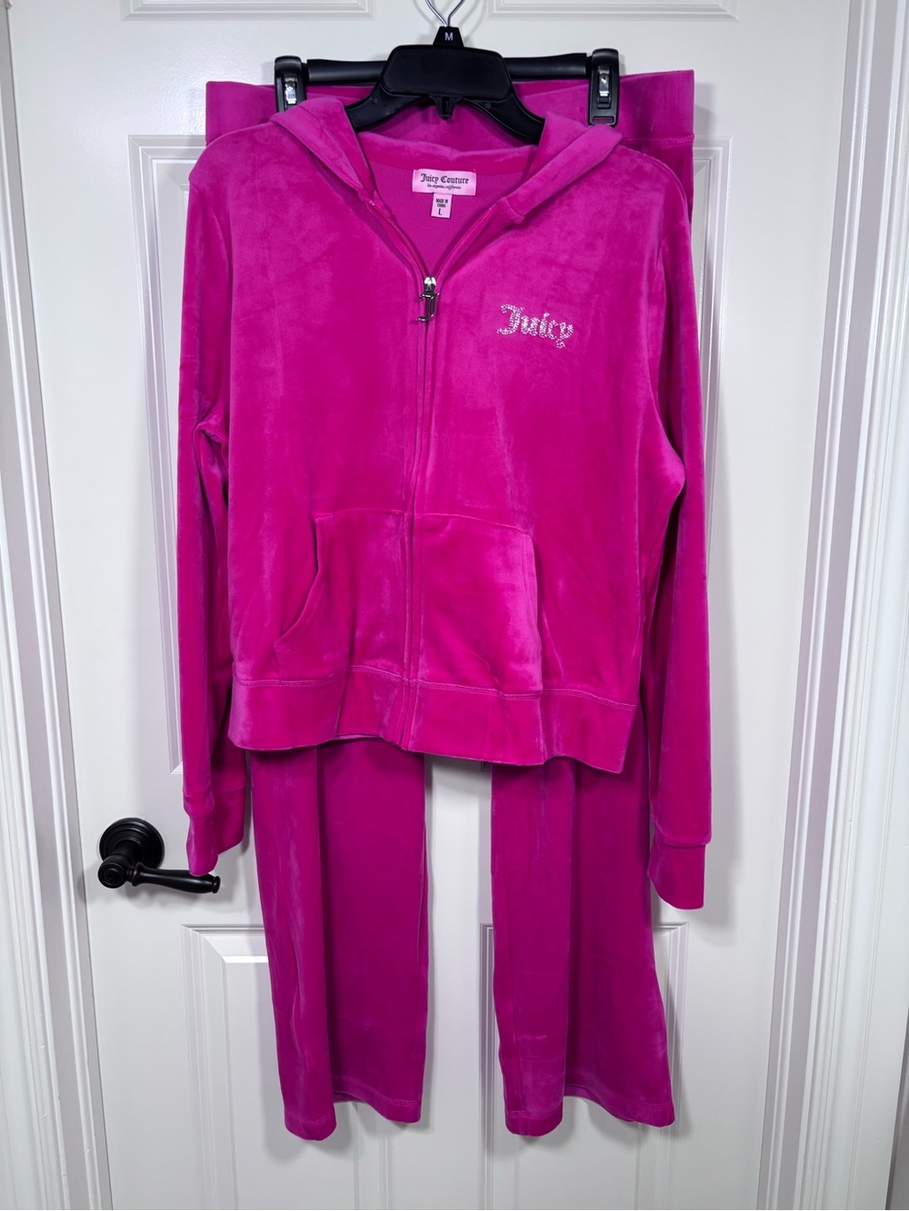 Juicy Couture Velour Pink Party Tracksuit Sweatsuit Womenโs L 2 Piece Sst